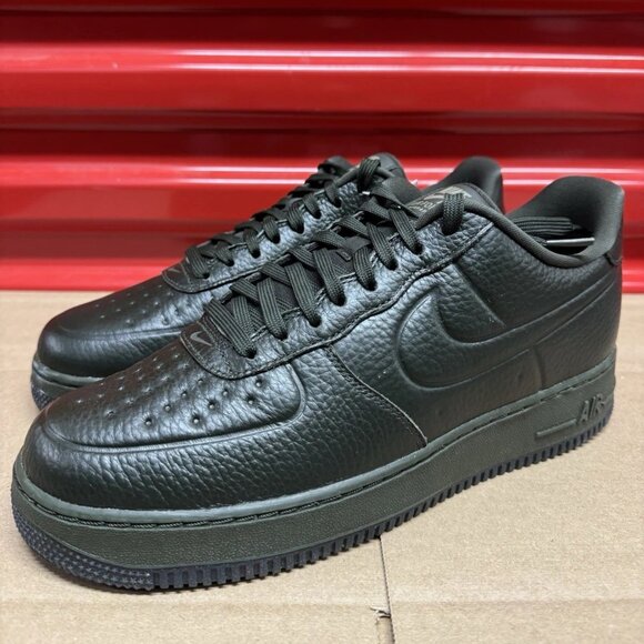 Nike Air Force 1 '07 Pro-Tech Weatherized Waterproof All Season Trainer FB8875